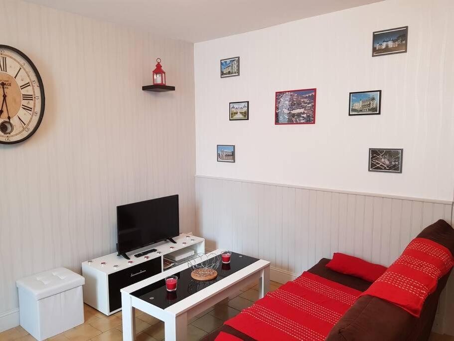 Le Refuge Des Corderies Apartman Blois Kültér fotó